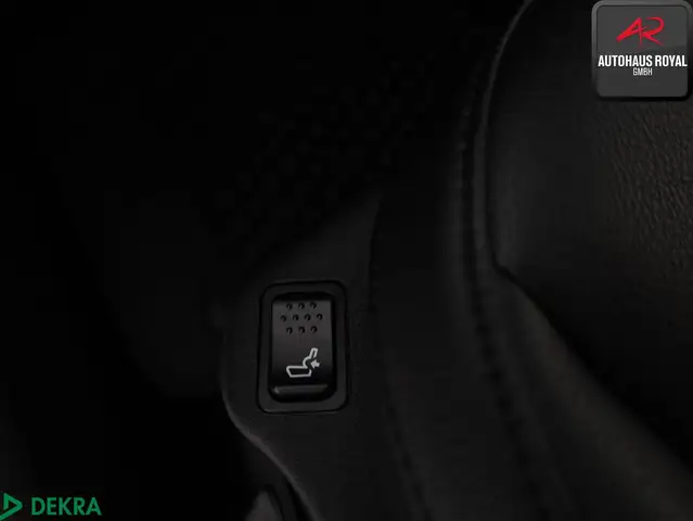 Jeep Compass view 12