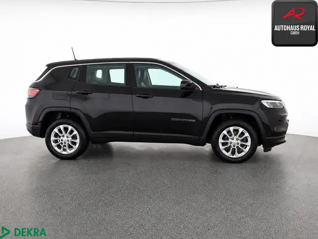 Jeep Compass view 6