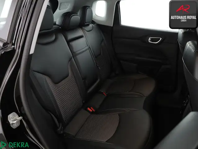 Jeep Compass view 13