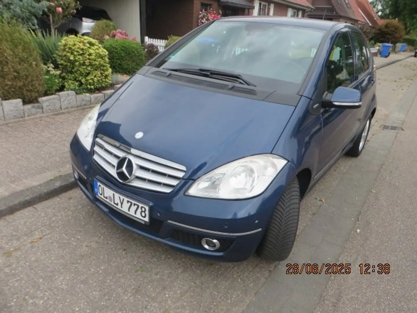 Mercedes-Benz A 170 A 170 BlueEFFICIENCY Avantgarde Flotte Modrá - 1