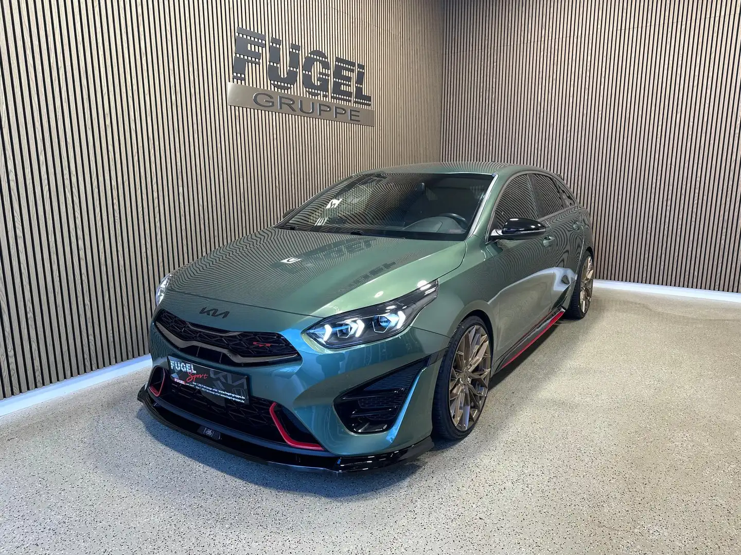 Kia ProCeed / pro_cee'd 1.6 T-GDI DCT GT FUGEL SPORT Grün - 2