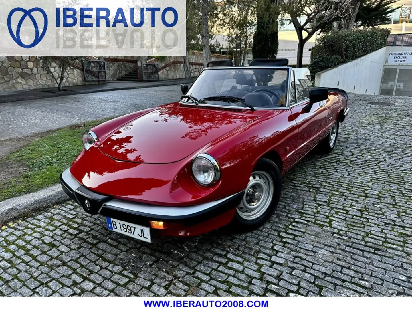 Alfa Romeo Spider 2.0 FL Rouge - 1