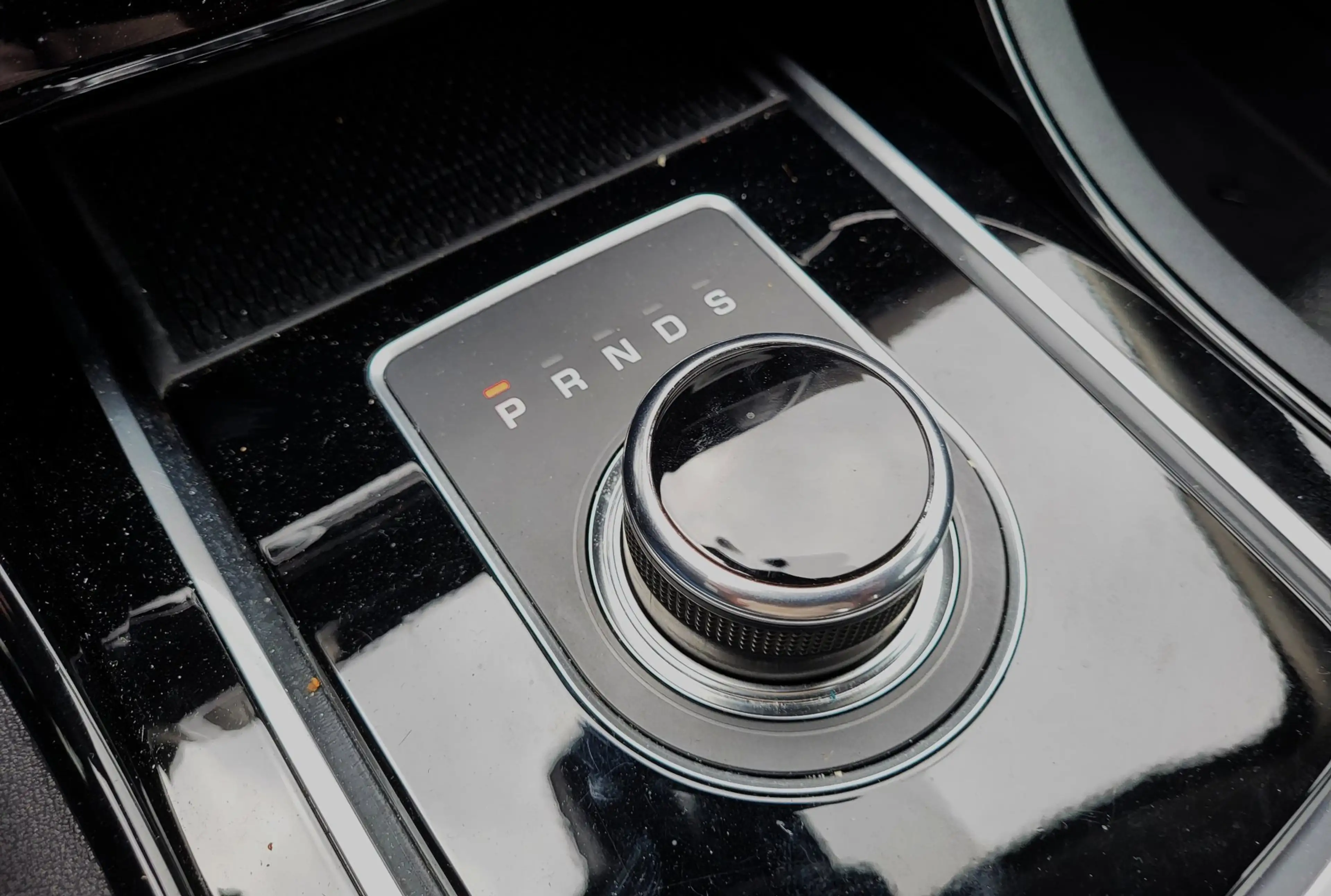 Jaguar XE 2.0 Prestige Pro Edition / Stoel -en Stuurverwarmi — photo 13