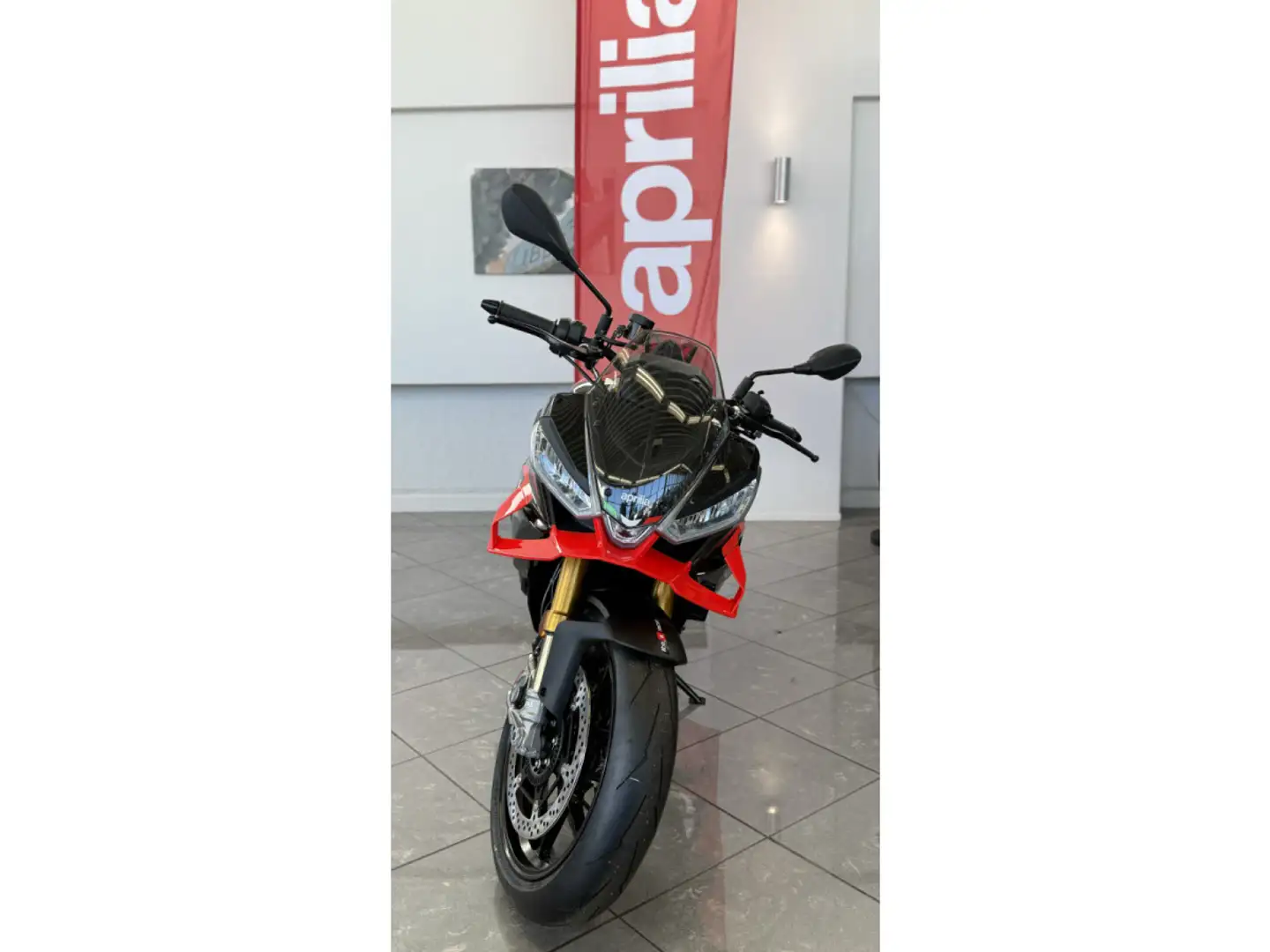 Aprilia Tuono 1100 V4 1100 Noir - 1