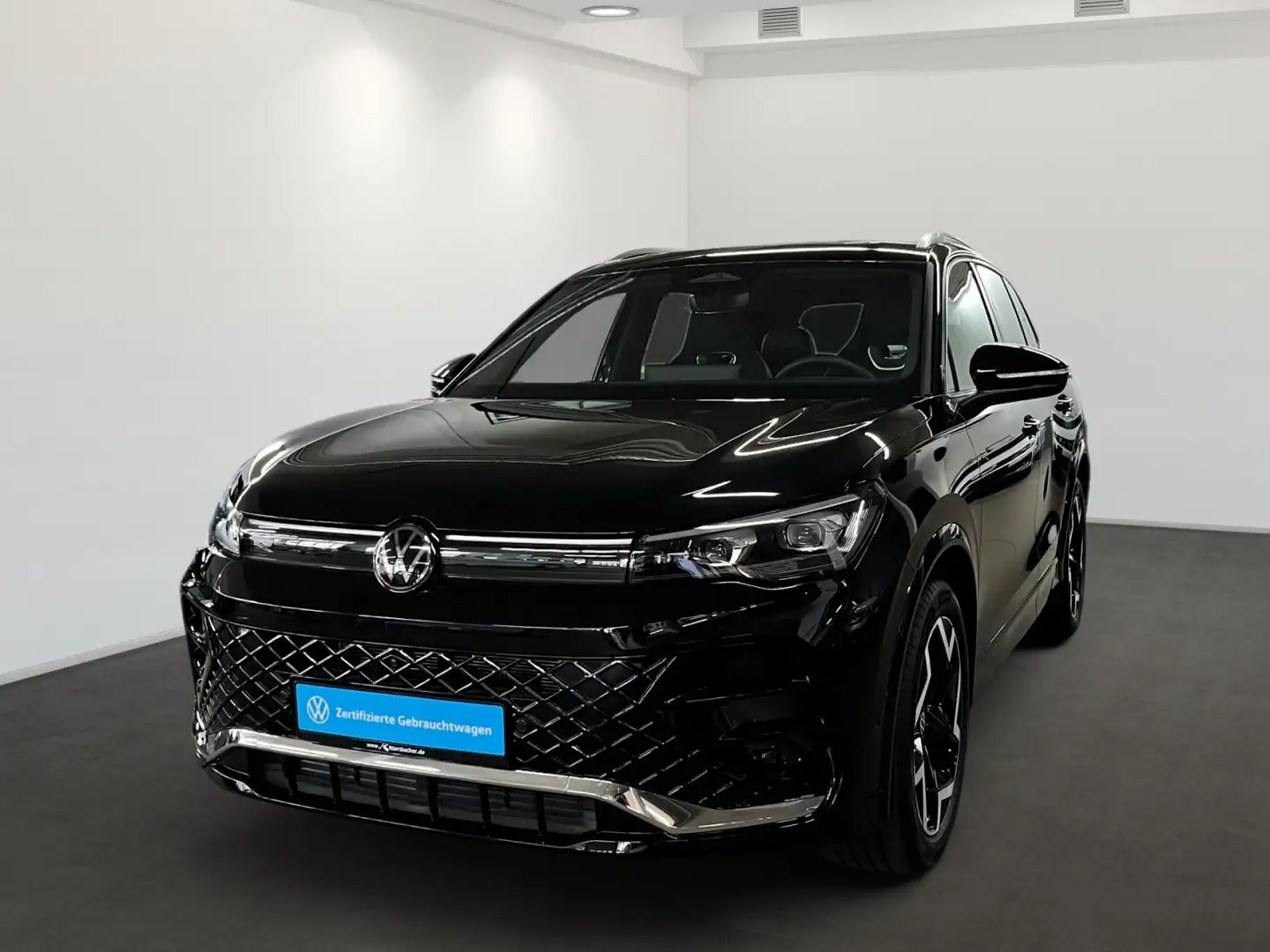 Volkswagen Tiguan 2.0 TDI R-Line DSG IQLight AHK Navi Schwarz - 2
