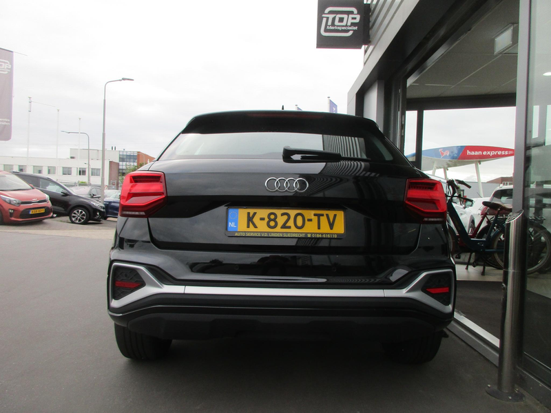 Audi Q2 35 TFSI S Edition 150pk — photo 4