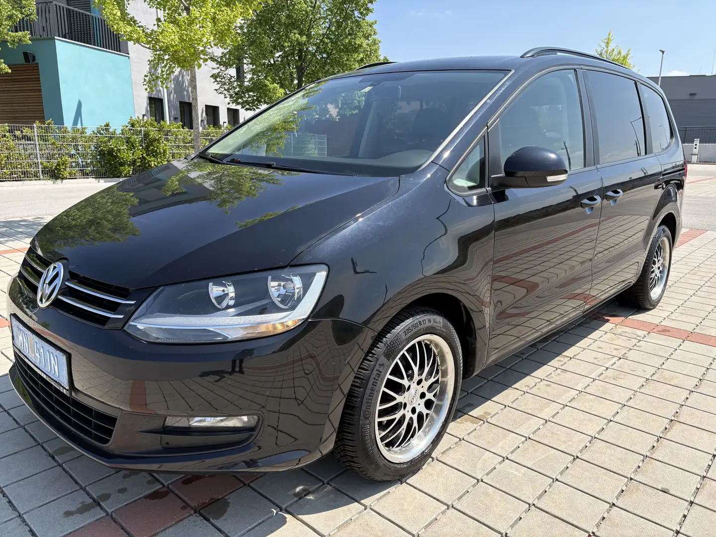 Volkswagen Sharan Comfortline BMT 2,0 TDI DPF - 1
