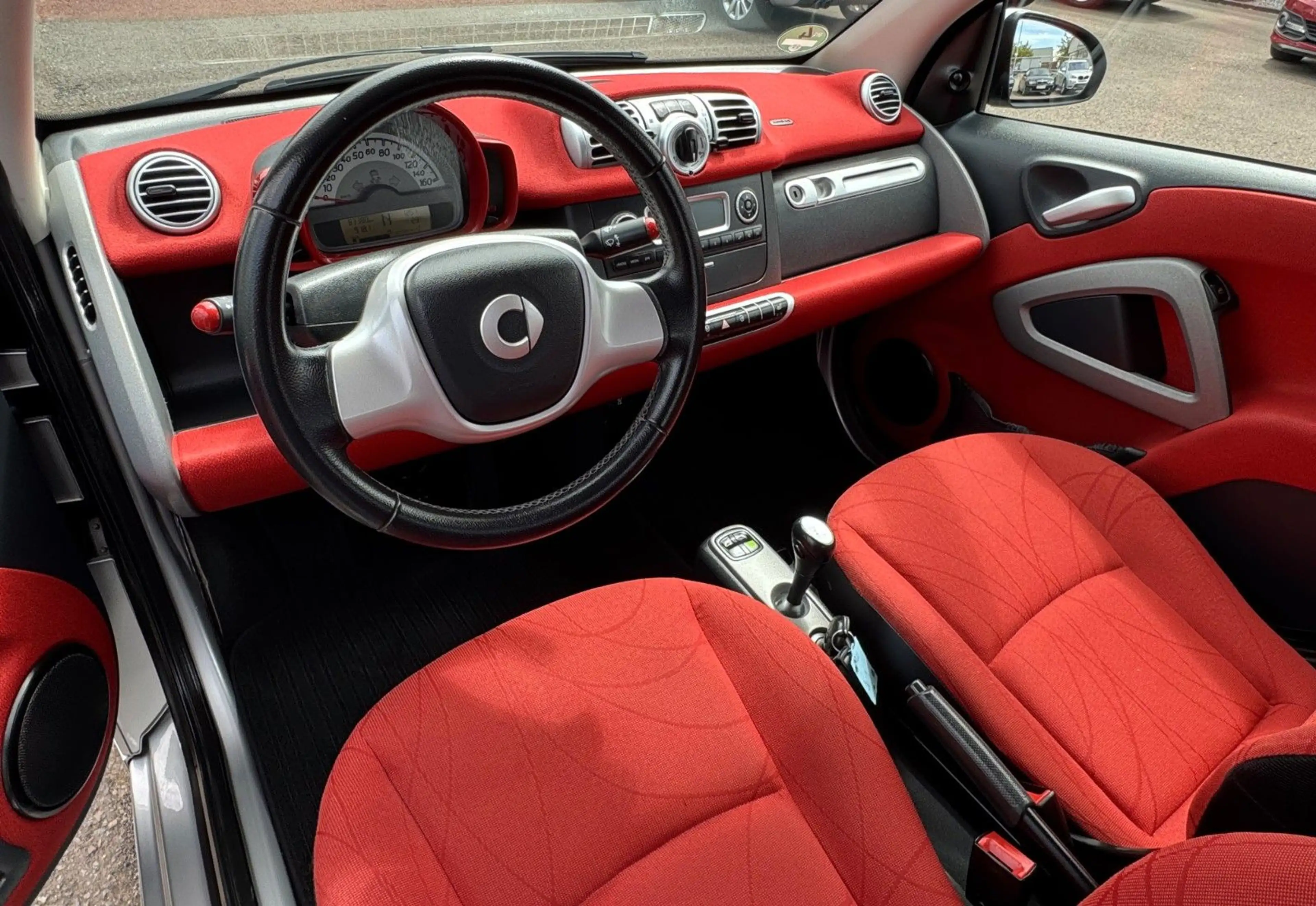 smart forTwo Cabrio *2.Hand/Klima/Sitzheizung/15"Alus* — photo 6