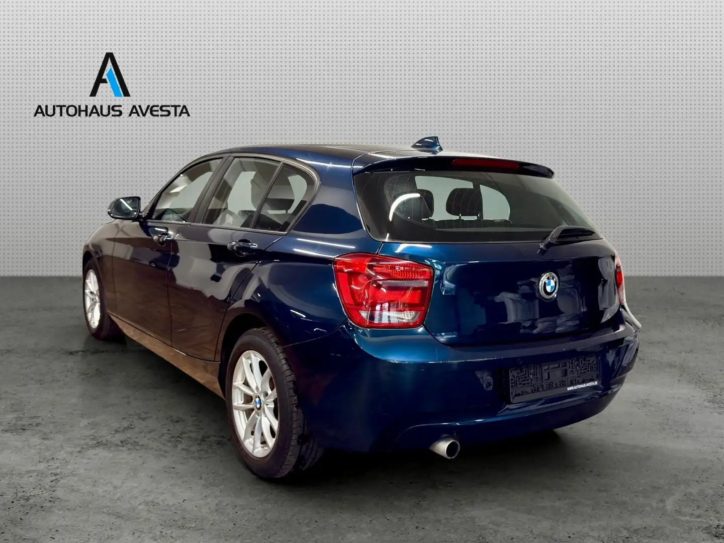 BMW 116 d/ NUR 46tKM/ AUTOMATIK / GARANTIE/ NAVI / Blau - 2