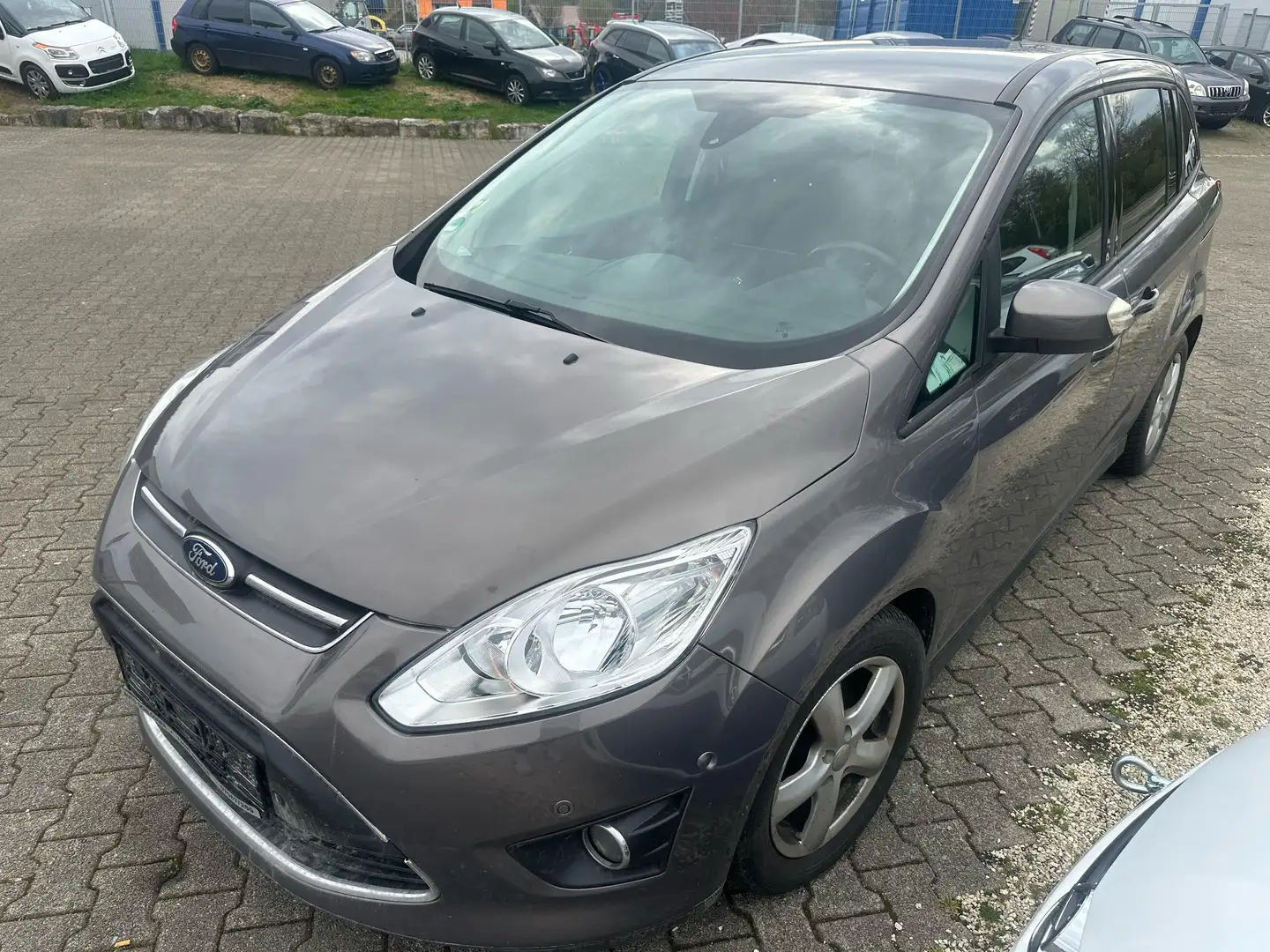 Ford Grand C-Max Champions Edition Коричневий - 1