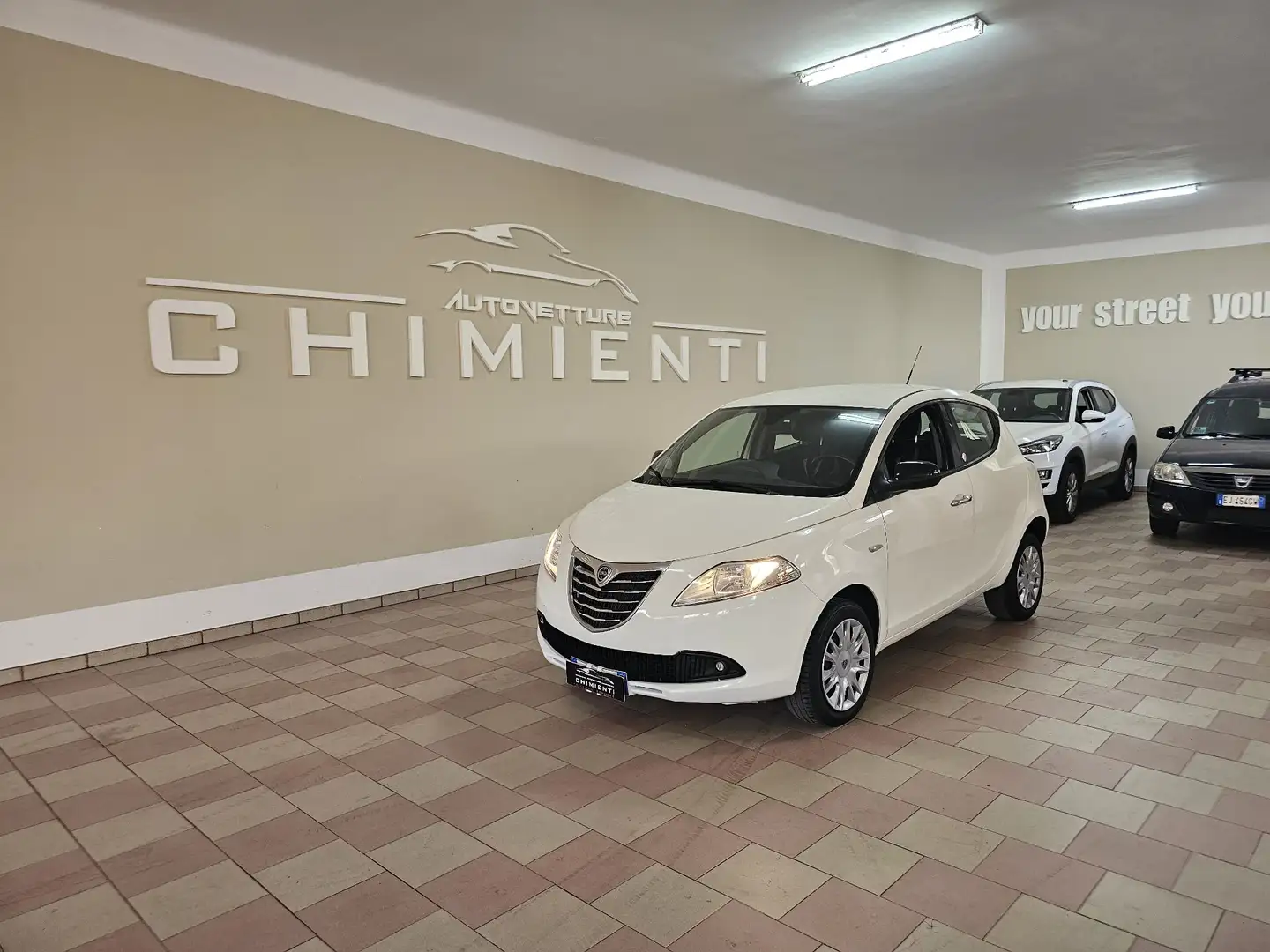 Lancia Ypsilon Ypsilon 0.9 t.air Gold s Білий - 2
