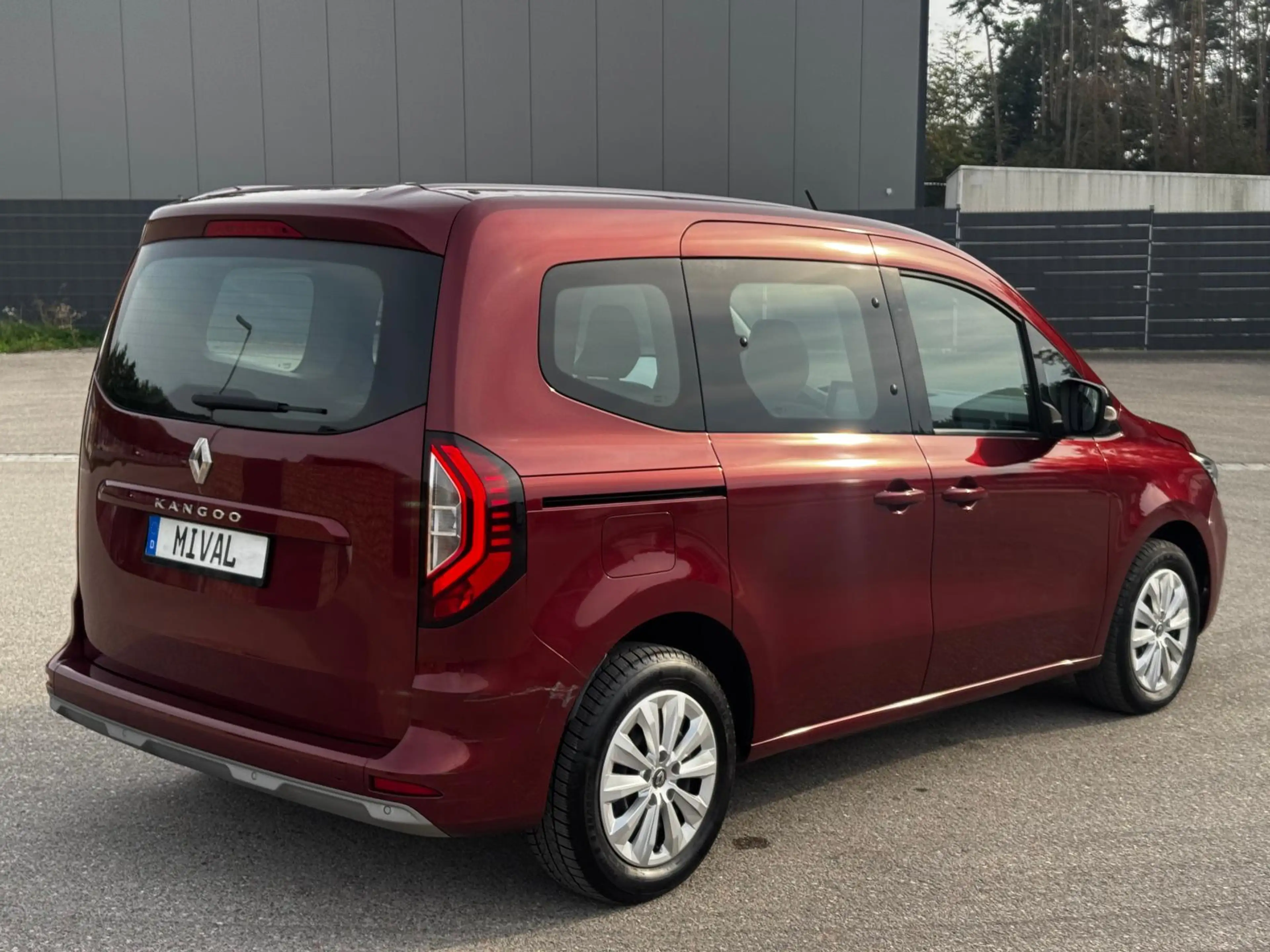 Renault Kangoo 1.5 BLUE dCi Diesel FAP — photo 7