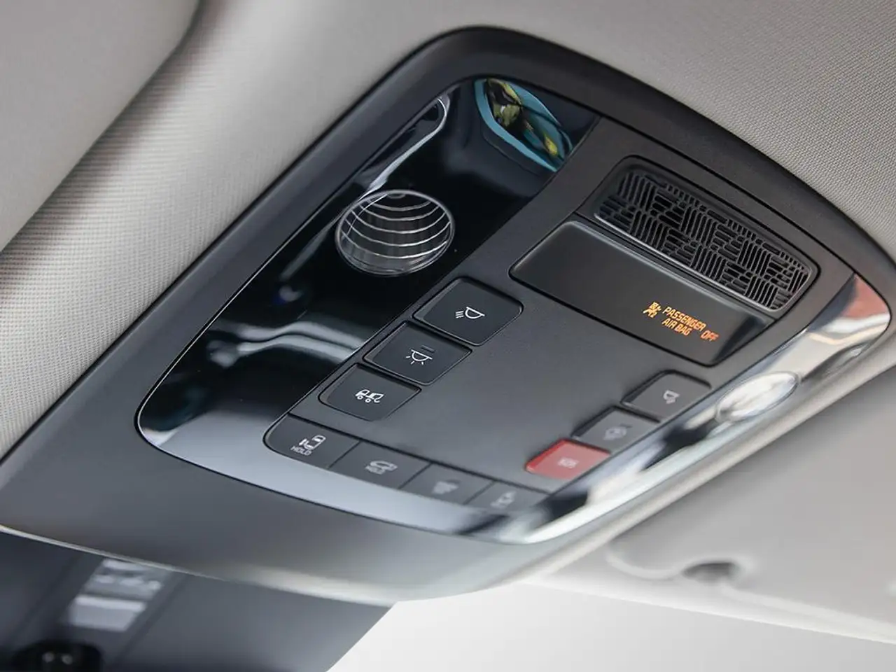 Kia Carnival снимка Kia Carnival