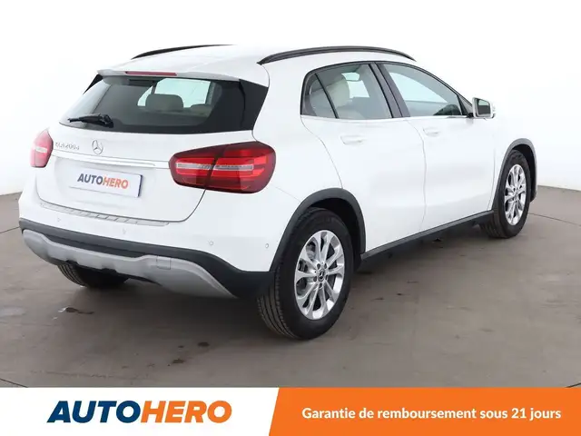 Mercedes-Benz Gla view 6