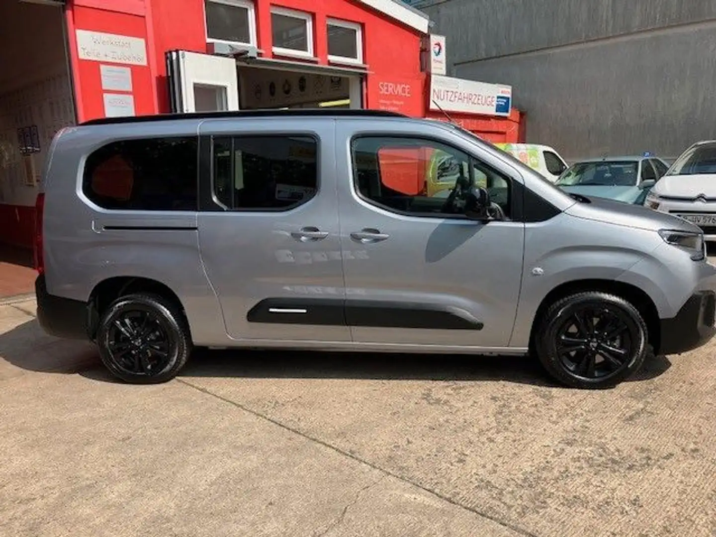 Citroen Berlingo Max XL Blue-HDi 130 EAT8 7-Sitzer Grau - 1