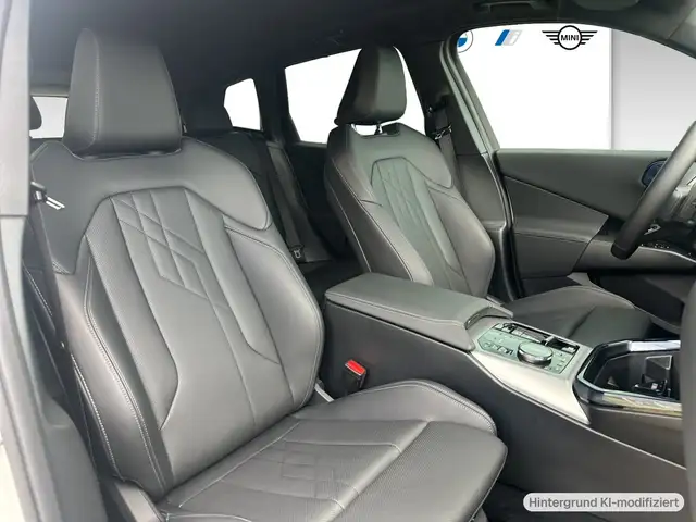 BMW X3 view 6