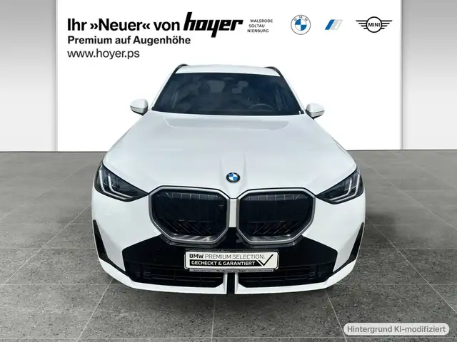 BMW X3 view 12