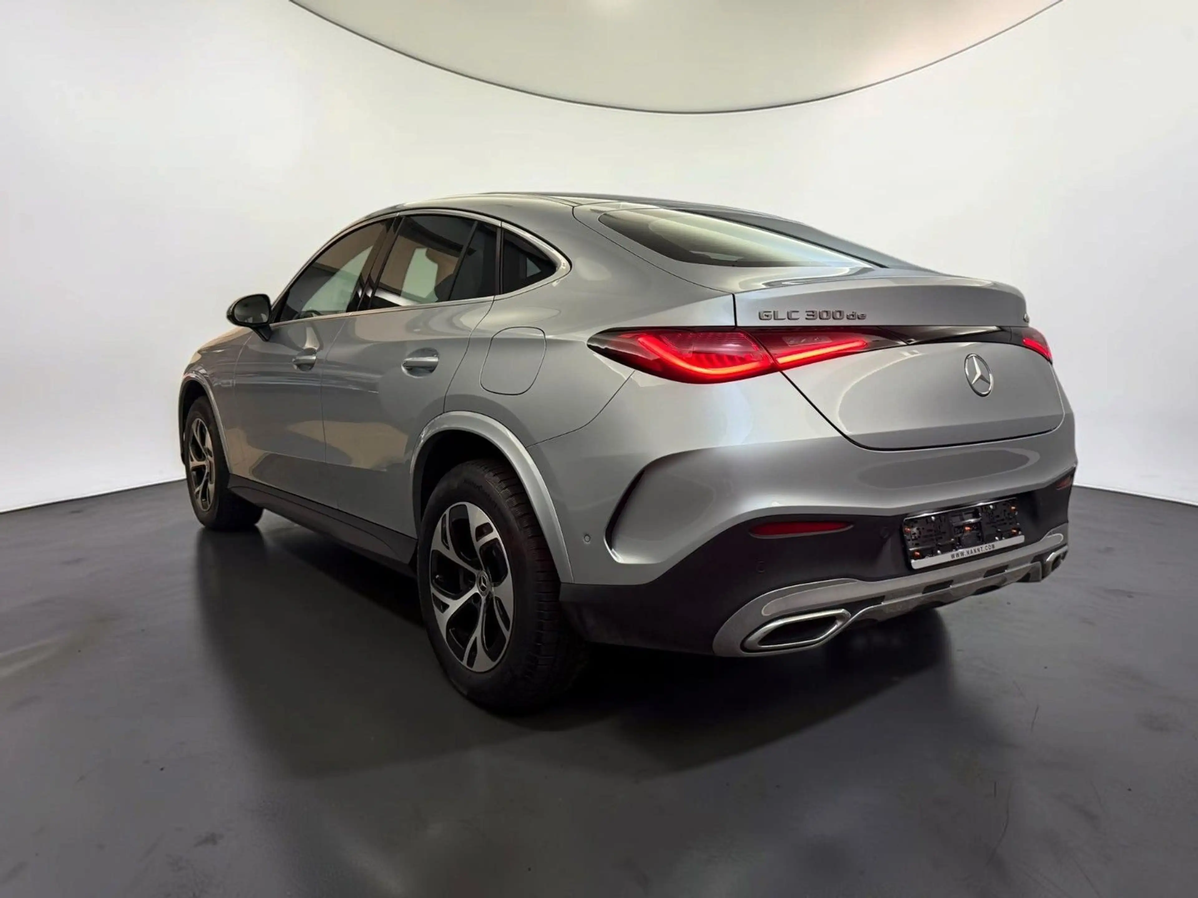 Mercedes-Benz GLC 300 de 4M Coupe AMG LINE x2*PANO*ACC*ADVANCE — photo 5