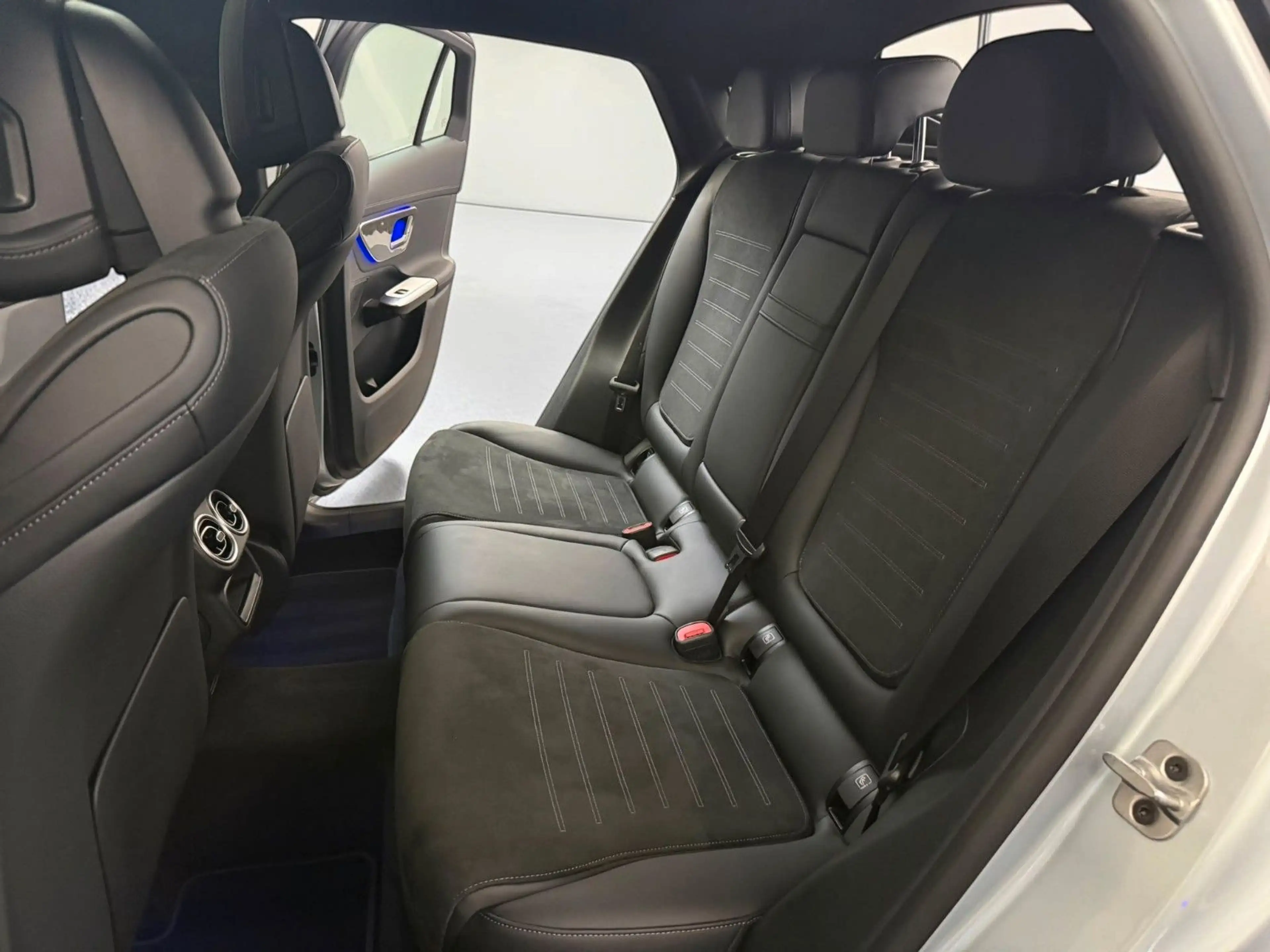Mercedes-Benz GLC 300 de 4M Coupe AMG LINE x2*PANO*ACC*ADVANCE — photo 16