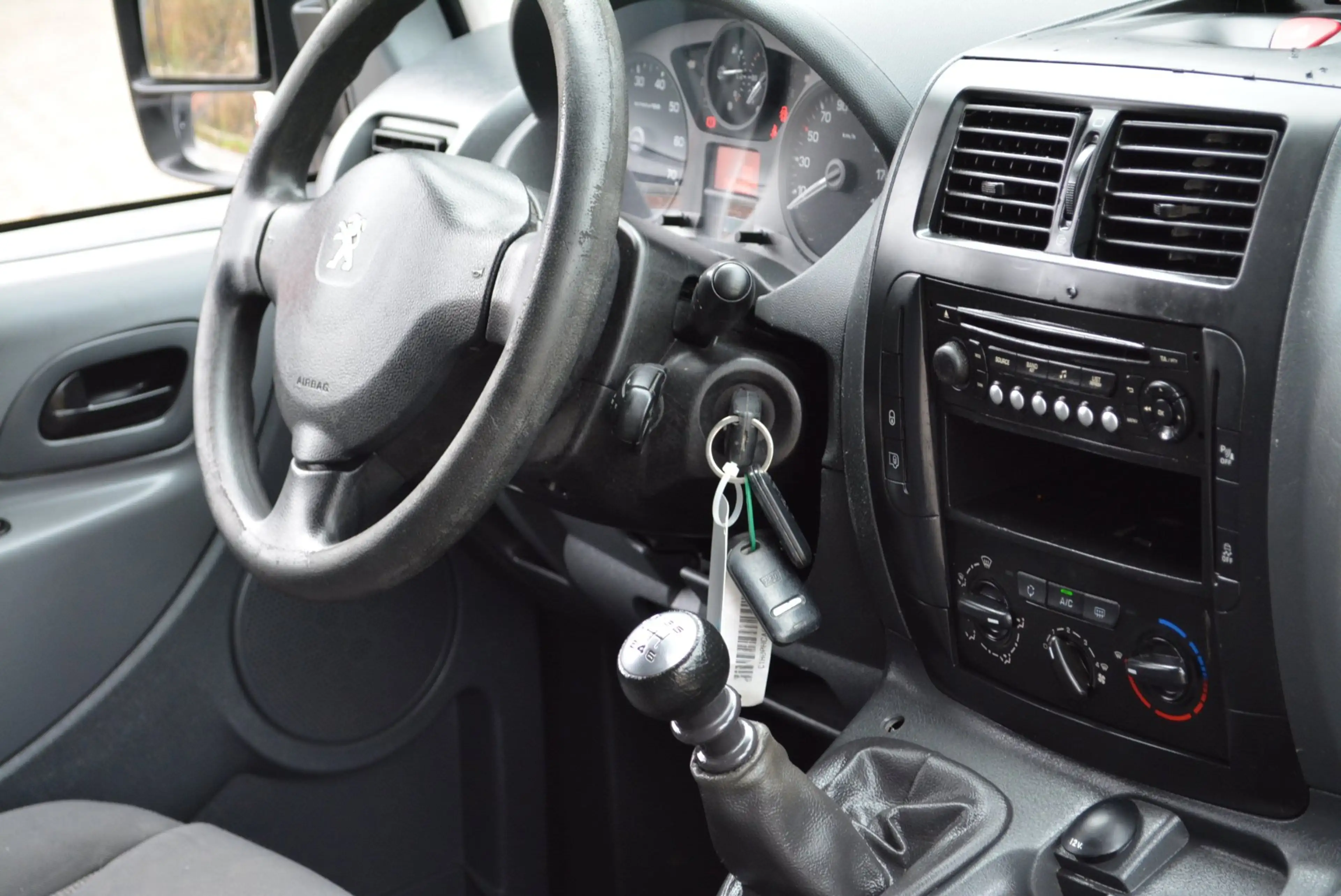 Peugeot Expert 229 2.0 HDI L2H1 Navteq 2, 2x schuifdeur — photo 4