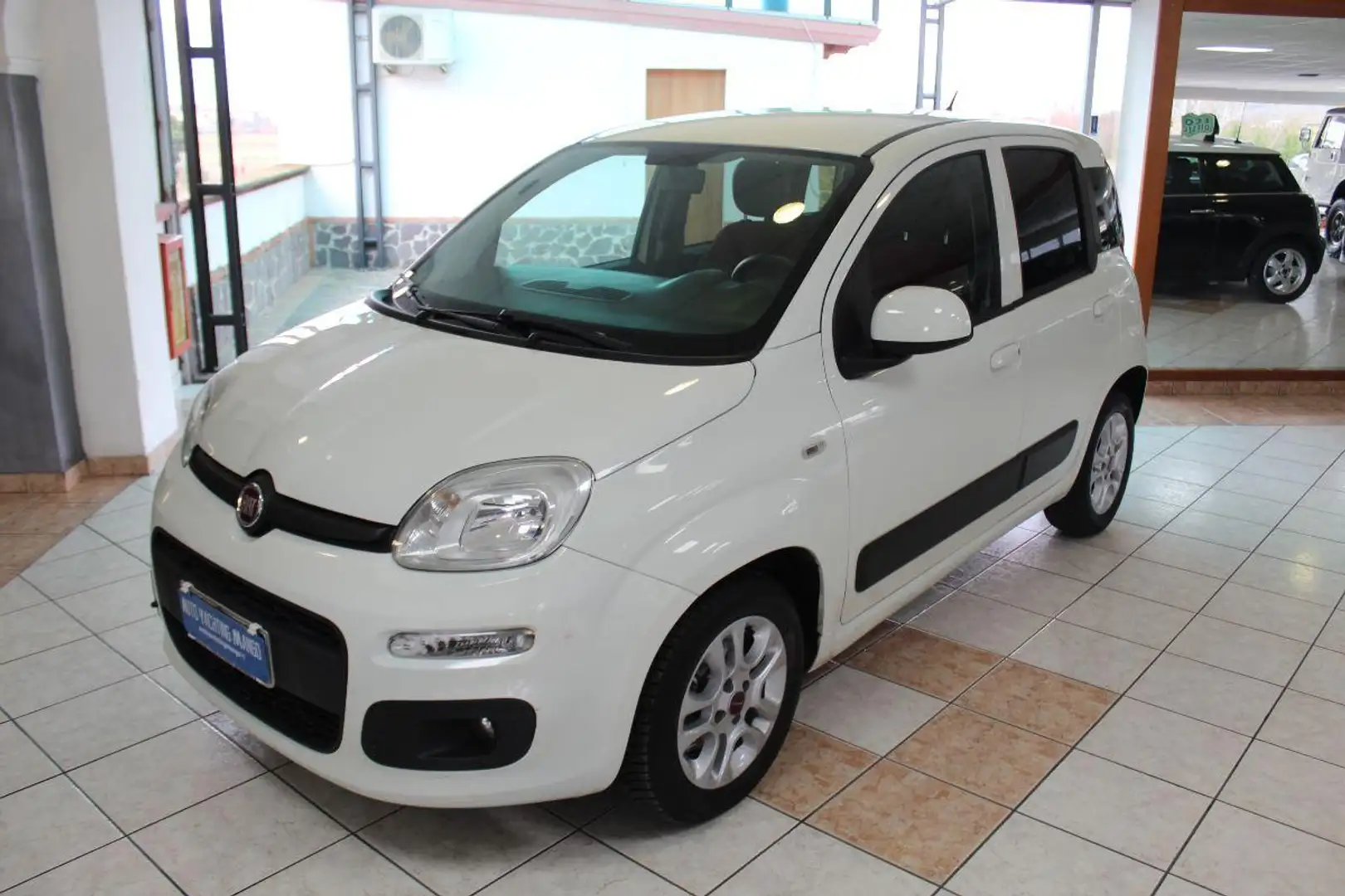 Fiat Panda 1.3 MJT 95 CV S&S Easy Blanc - 1
