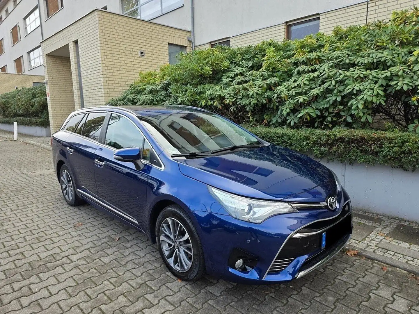 Toyota Avensis Avensis Touring Sports 1.8 Multidrive S Comfort Blau - 2