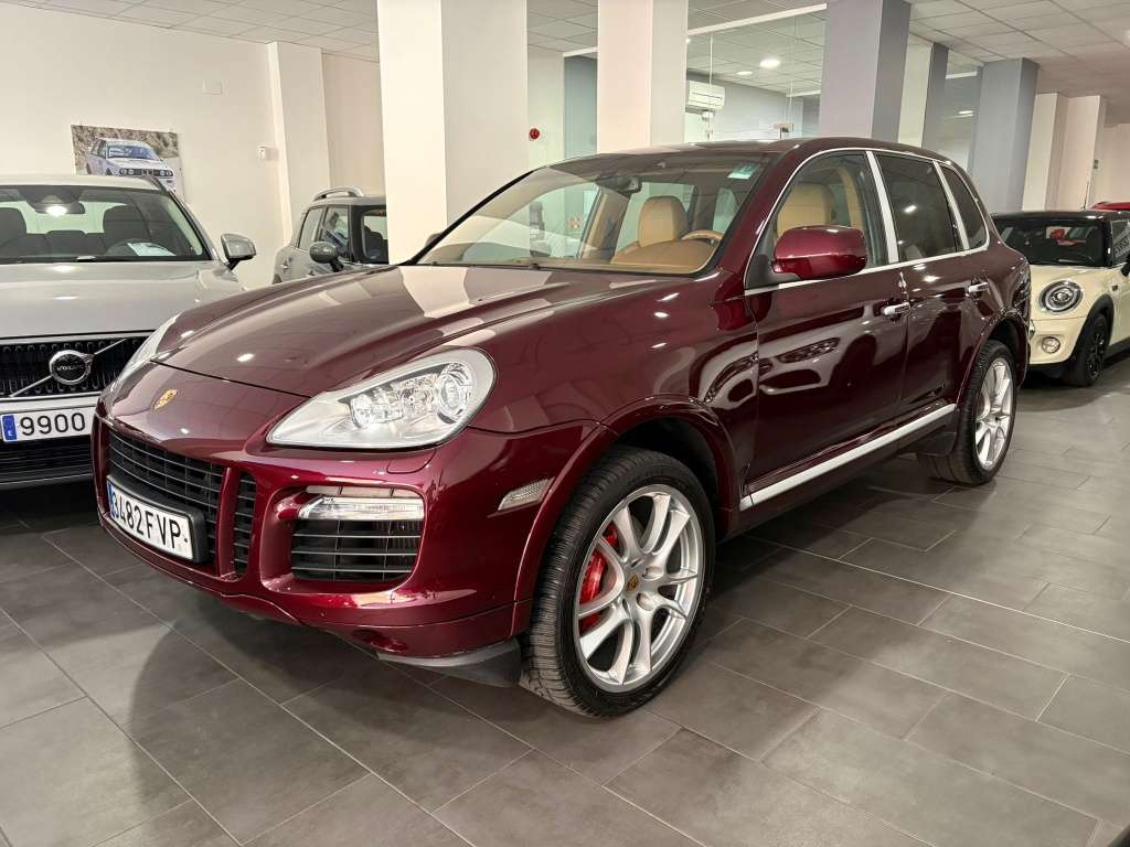 Porsche Cayenne Turbo Aut. - foto 1