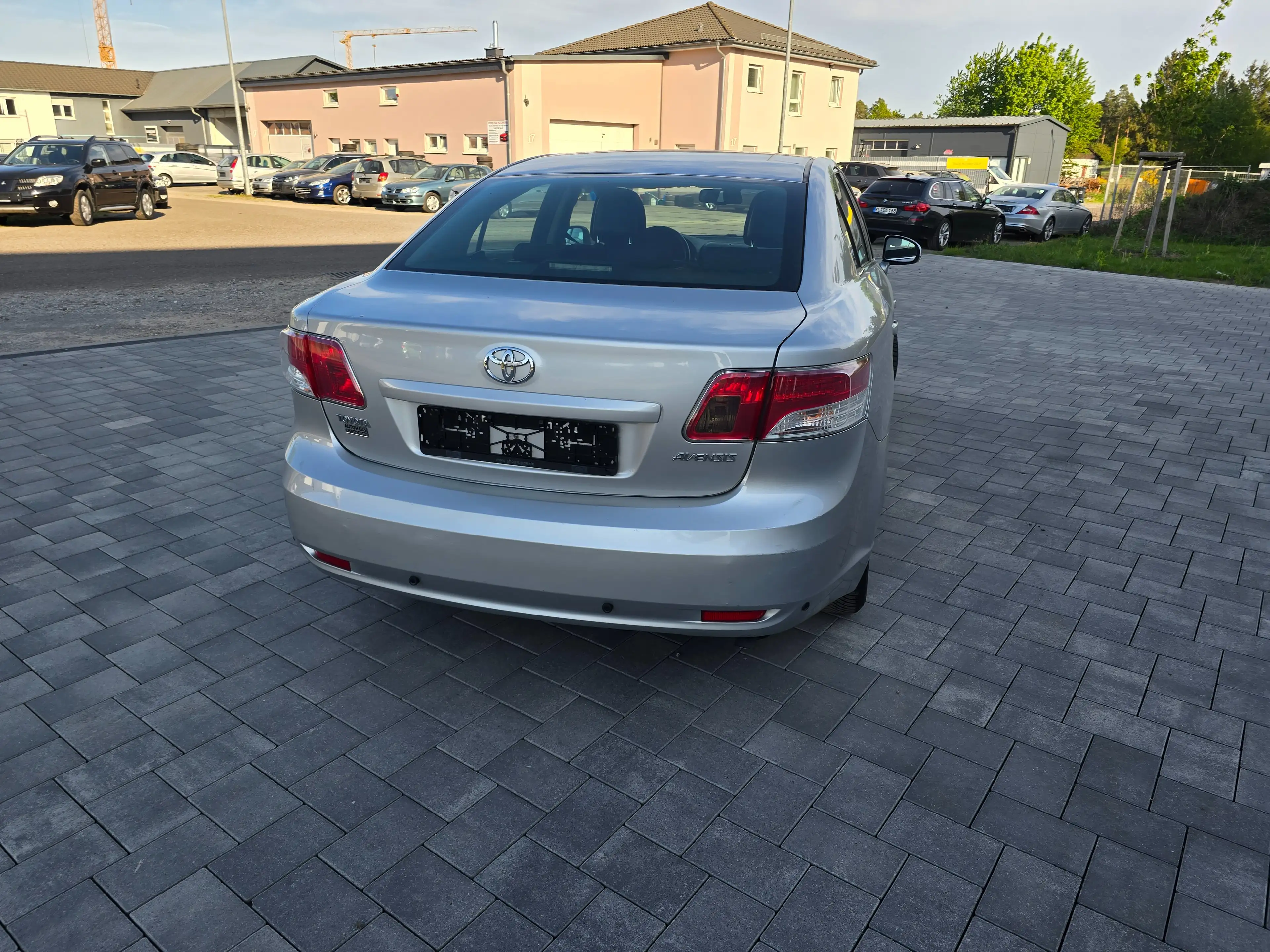 Toyota Avensis Sol — photo 8