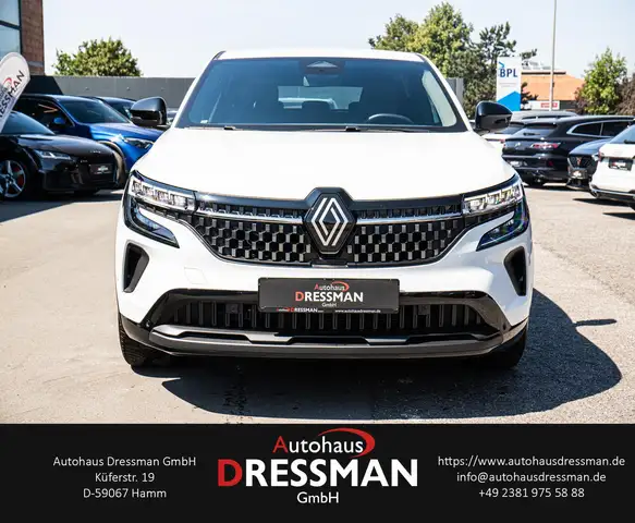 Renault Austral view 2