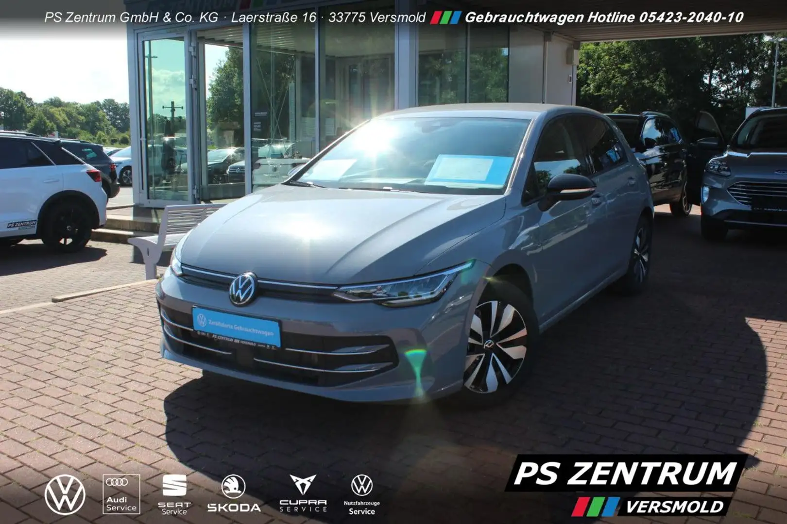 Volkswagen Golf VIII 1.5 eTSI DSG Goal CAM LED APP Bluetooth Grijs - 2