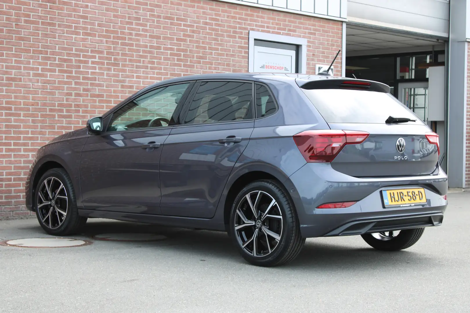 Volkswagen Polo 1.0 TSI 95PK DSG Life |17-INCH|CRUISE|IQ.DRIVE|APP Gris - 2