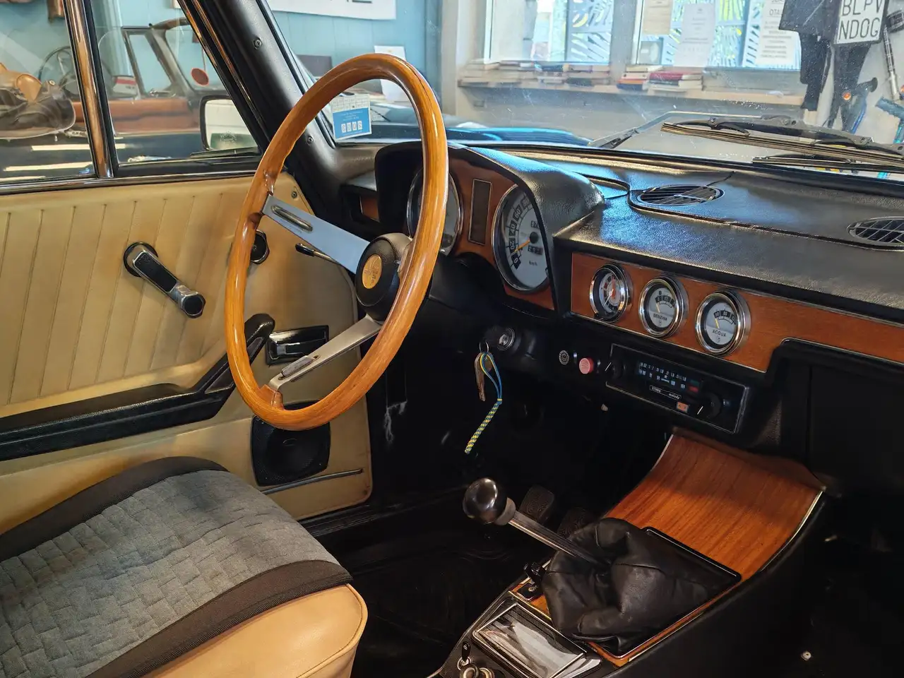 Alfa Romeo 2000 BERLINA, foto 9