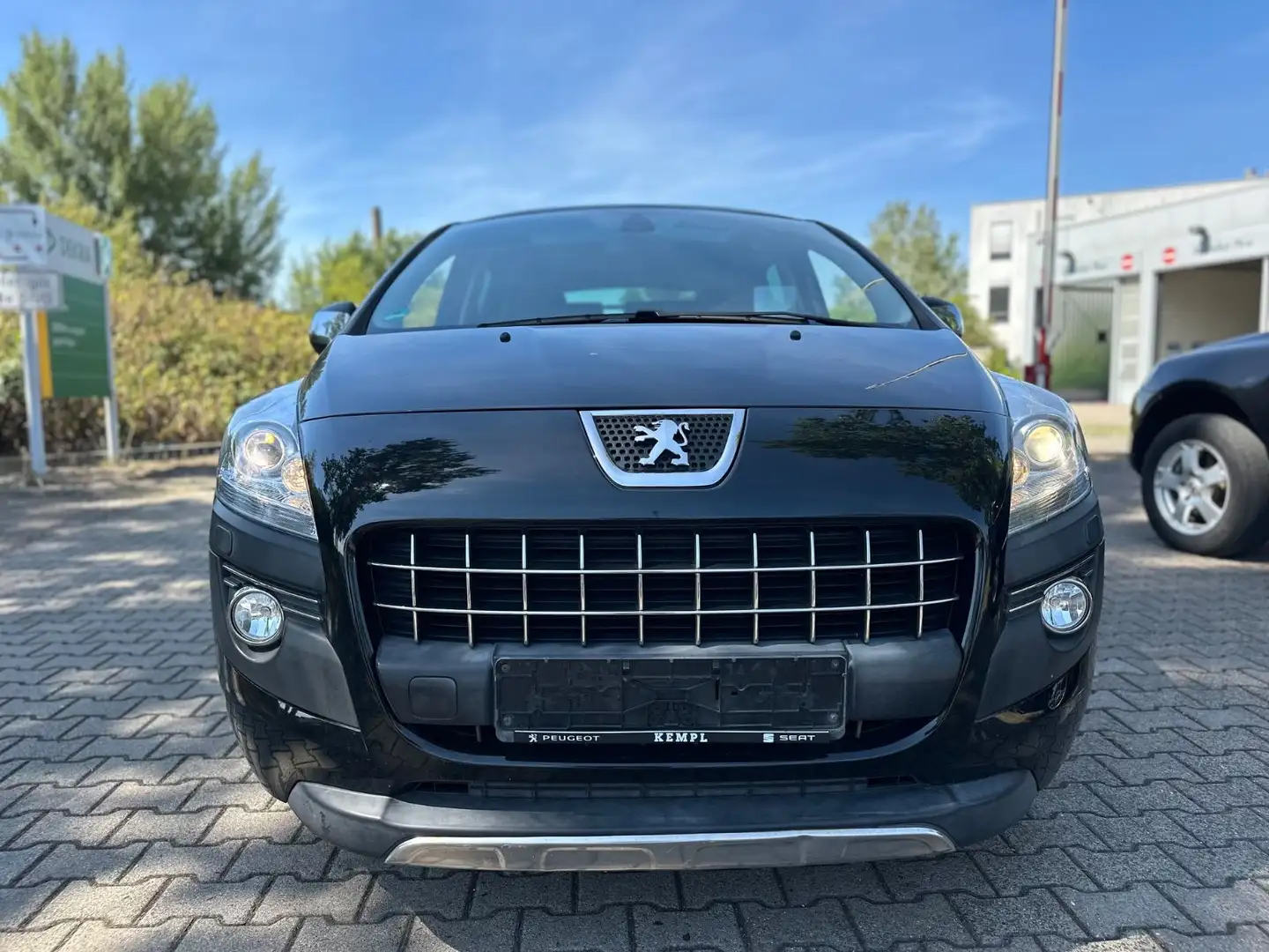 Peugeot 3008 Style*HEAD UP DISPLAY*PANO*NAVI Black - 2