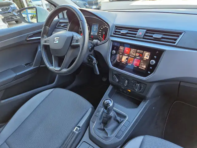 Seat Ibiza view 8