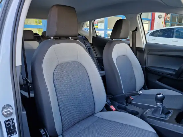 Seat Ibiza view 9