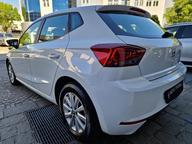 Seat Ibiza view 4