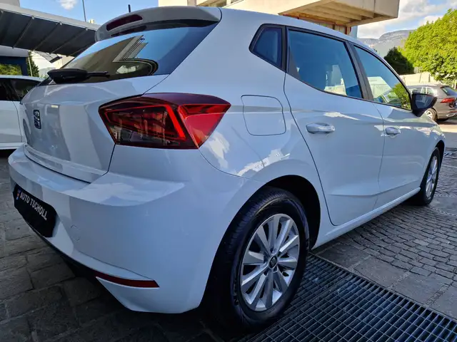 Seat Ibiza view 3