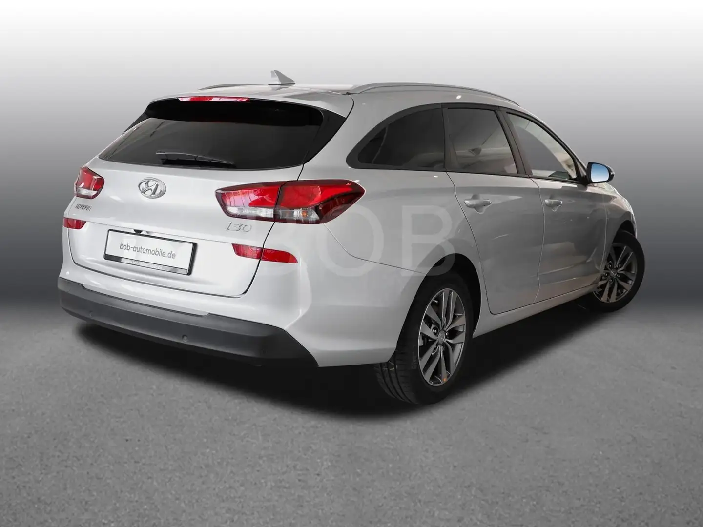 Hyundai i30 Kombi 1.4 Passion SHZ LHZ PDC ALU KAMERA GRA Silber - 2
