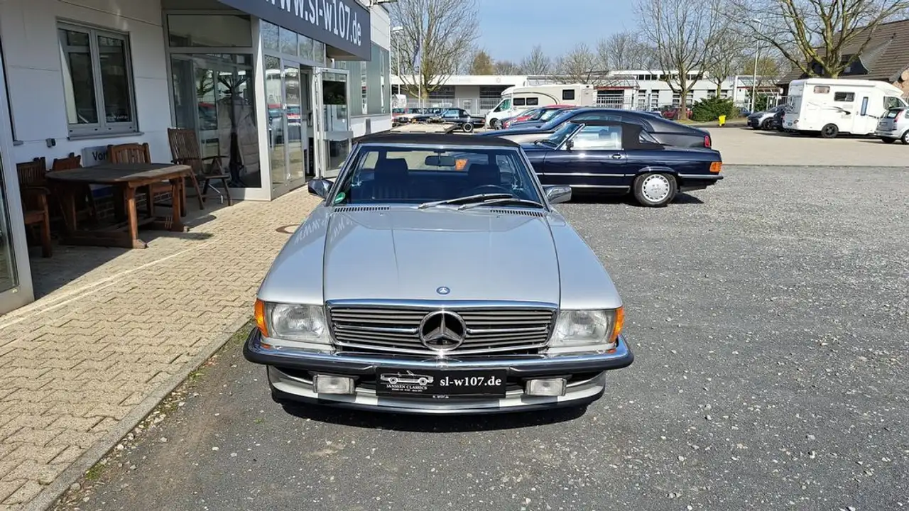 Mercedes-Benz SL 300 Silber / Leder schwarz/ Automatik 2x vor, foto 3