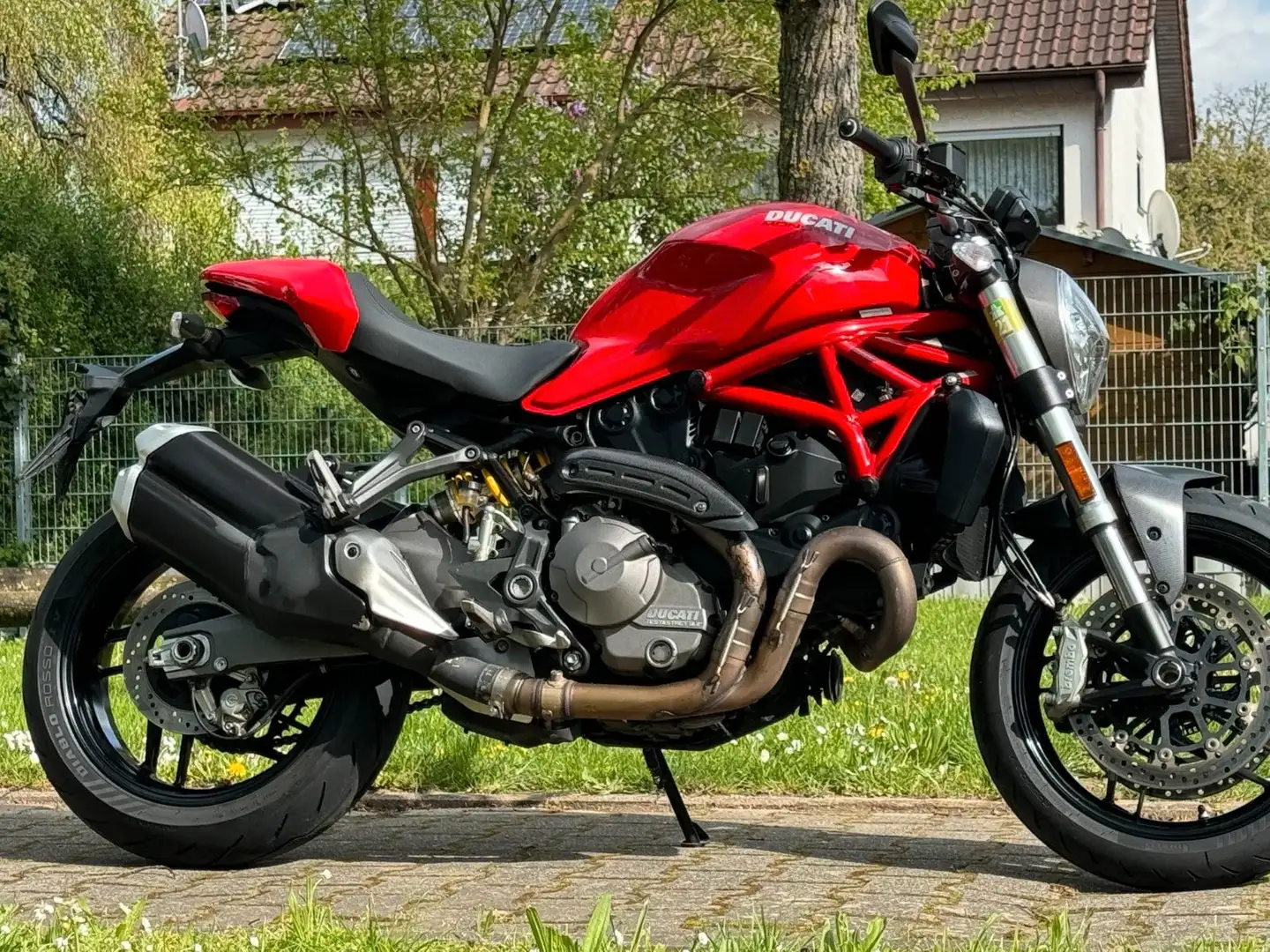Ducati Monster 821 Faceliftmodell Rot - 2