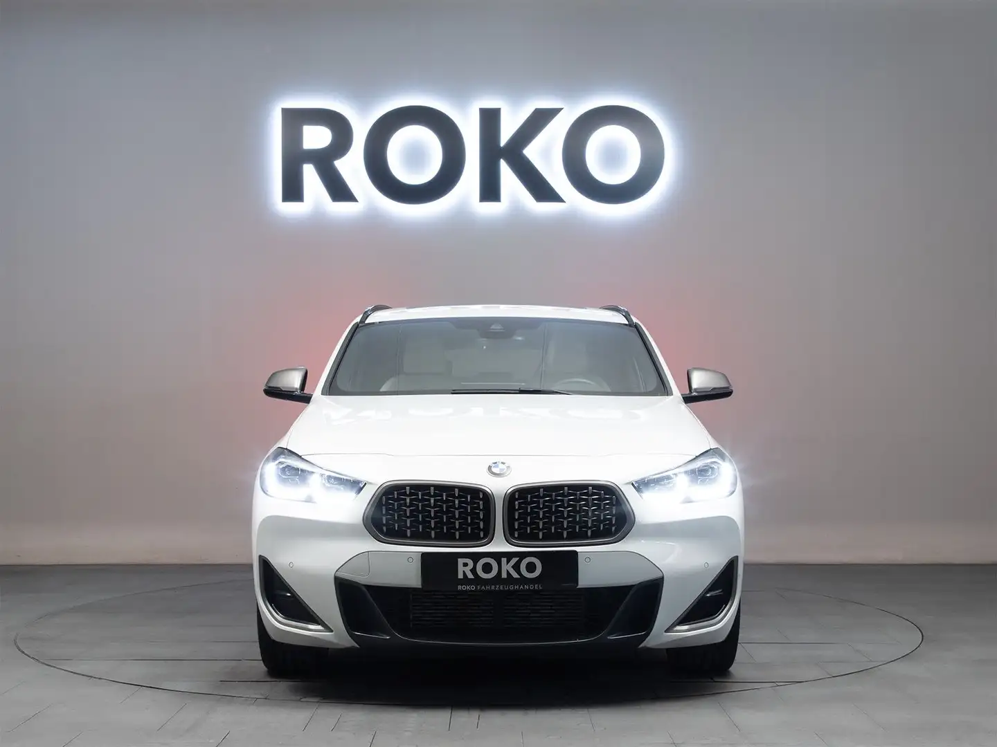 BMW X2 xD M35i Leder CAM Pano H&K Memo ACC Keyless Weiß - 2