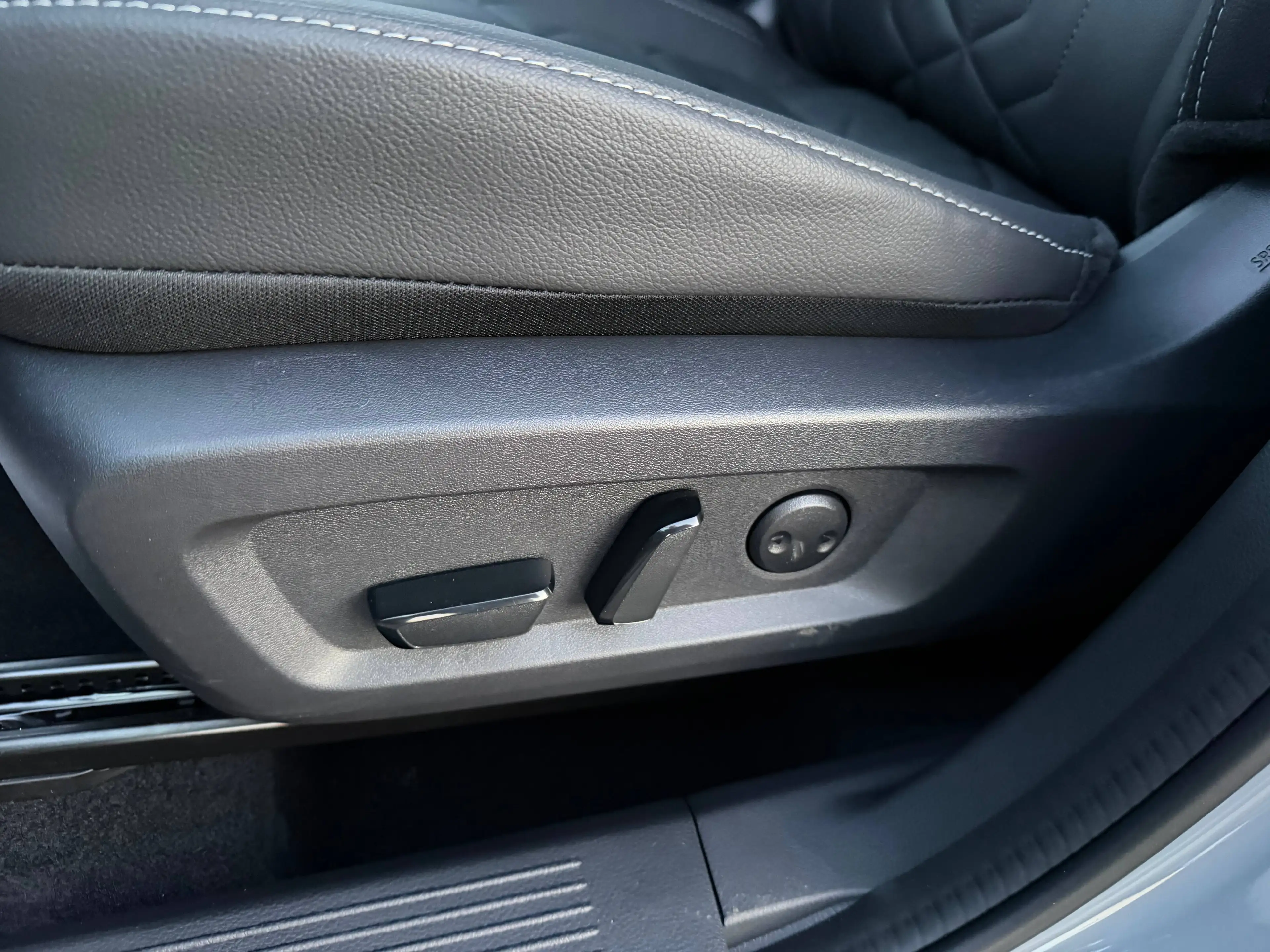 Nissan Qashqai 1.3 DIG-T MHEV 158PK TEKNA PANO LEDER HUD EL/KOFFER NIEUW 0KM — photo 34