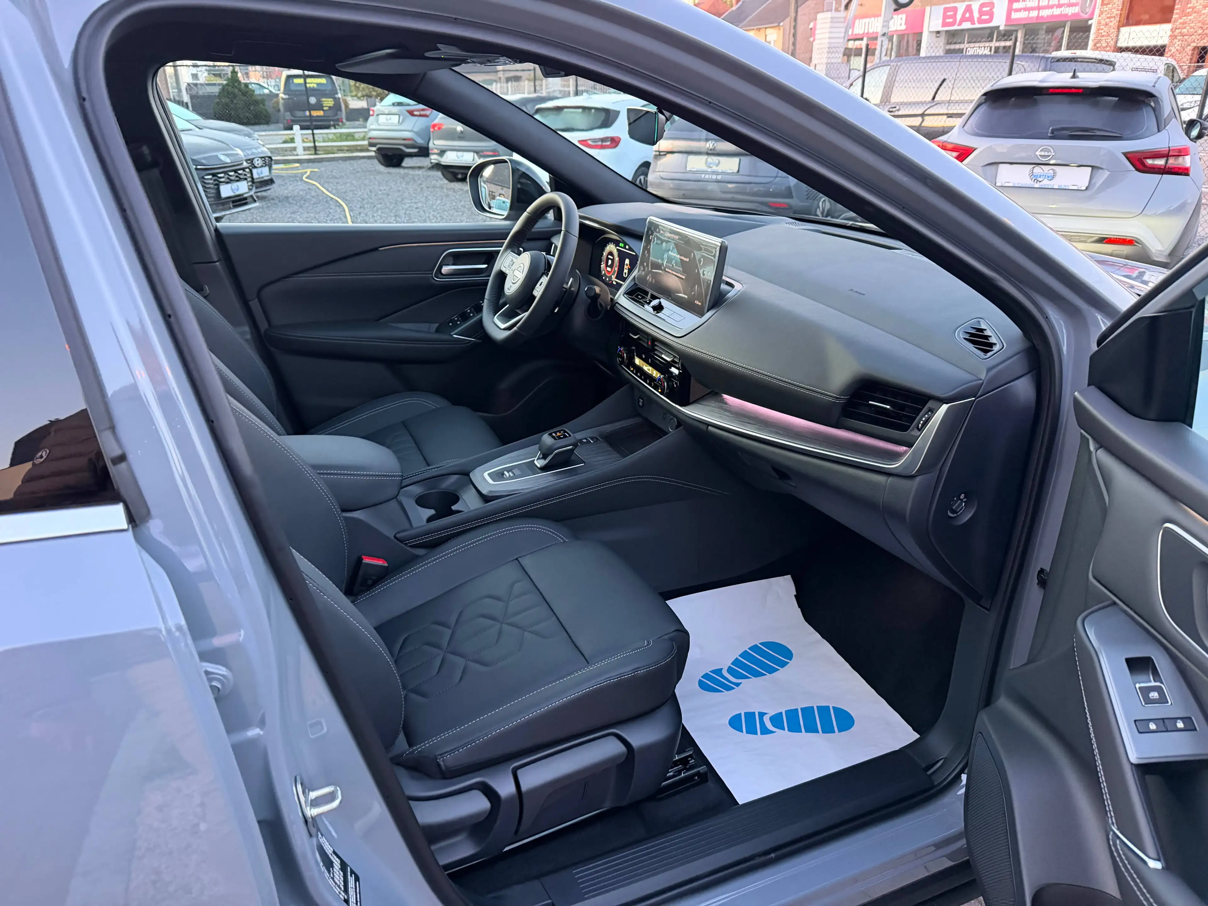Nissan Qashqai 1.3 DIG-T MHEV 158PK TEKNA PANO LEDER HUD EL/KOFFER NIEUW 0KM — photo 41