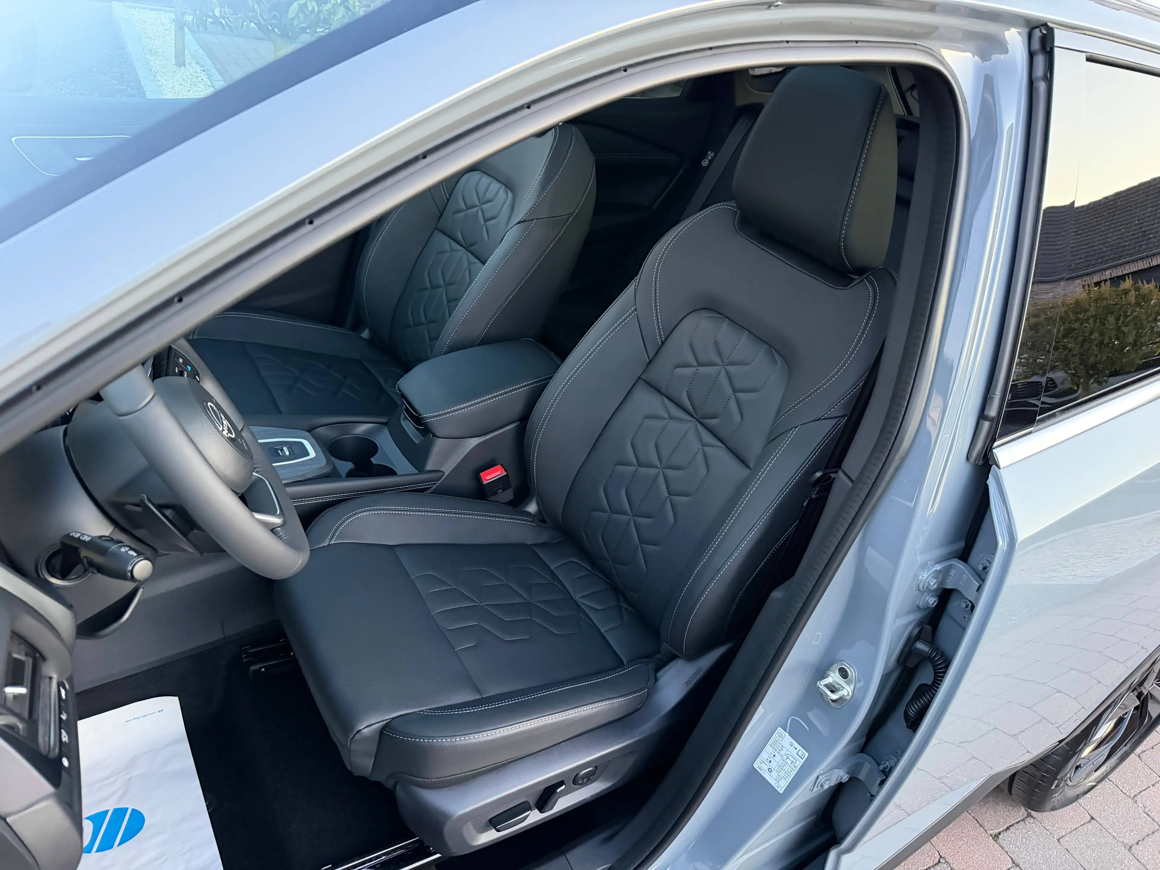 Nissan Qashqai 1.3 DIG-T MHEV 158PK TEKNA PANO LEDER HUD EL/KOFFER NIEUW 0KM — photo 37