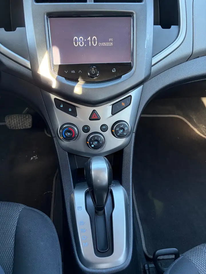 Chevrolet Sonic снимка Chevrolet Sonic