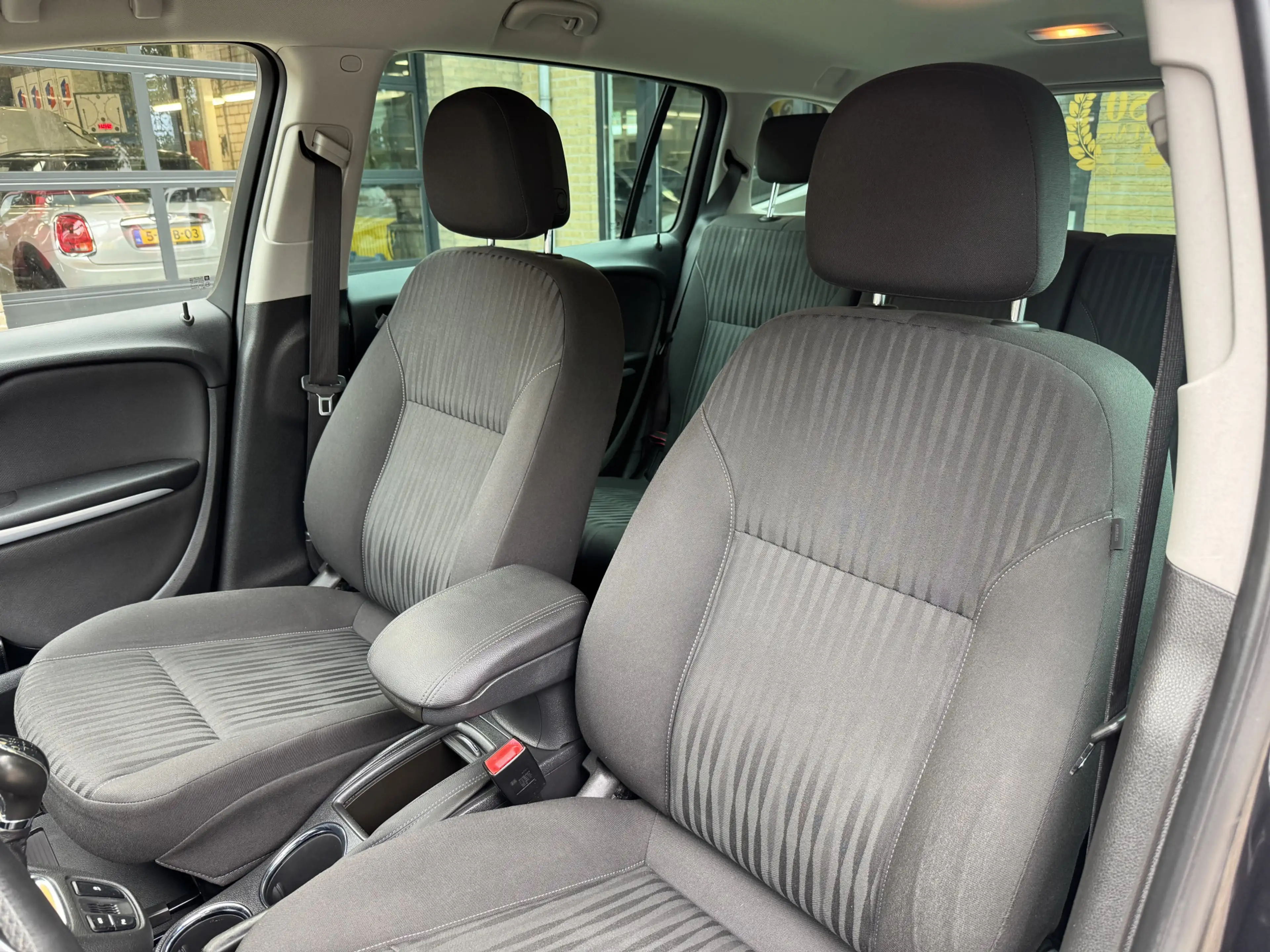 Opel Zafira Tourer 1.4 Business+ Climate Control Navi — photo 4