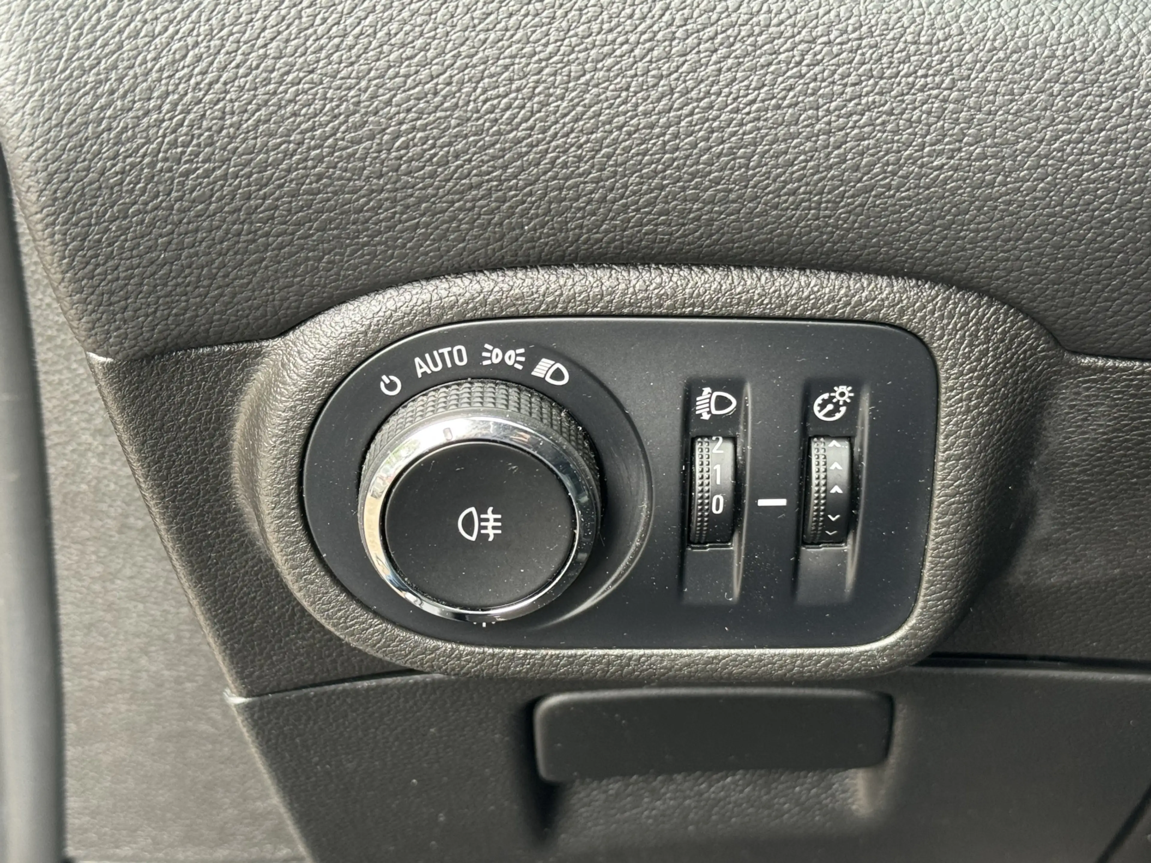 Opel Zafira Tourer 1.4 Business+ Climate Control Navi — photo 19