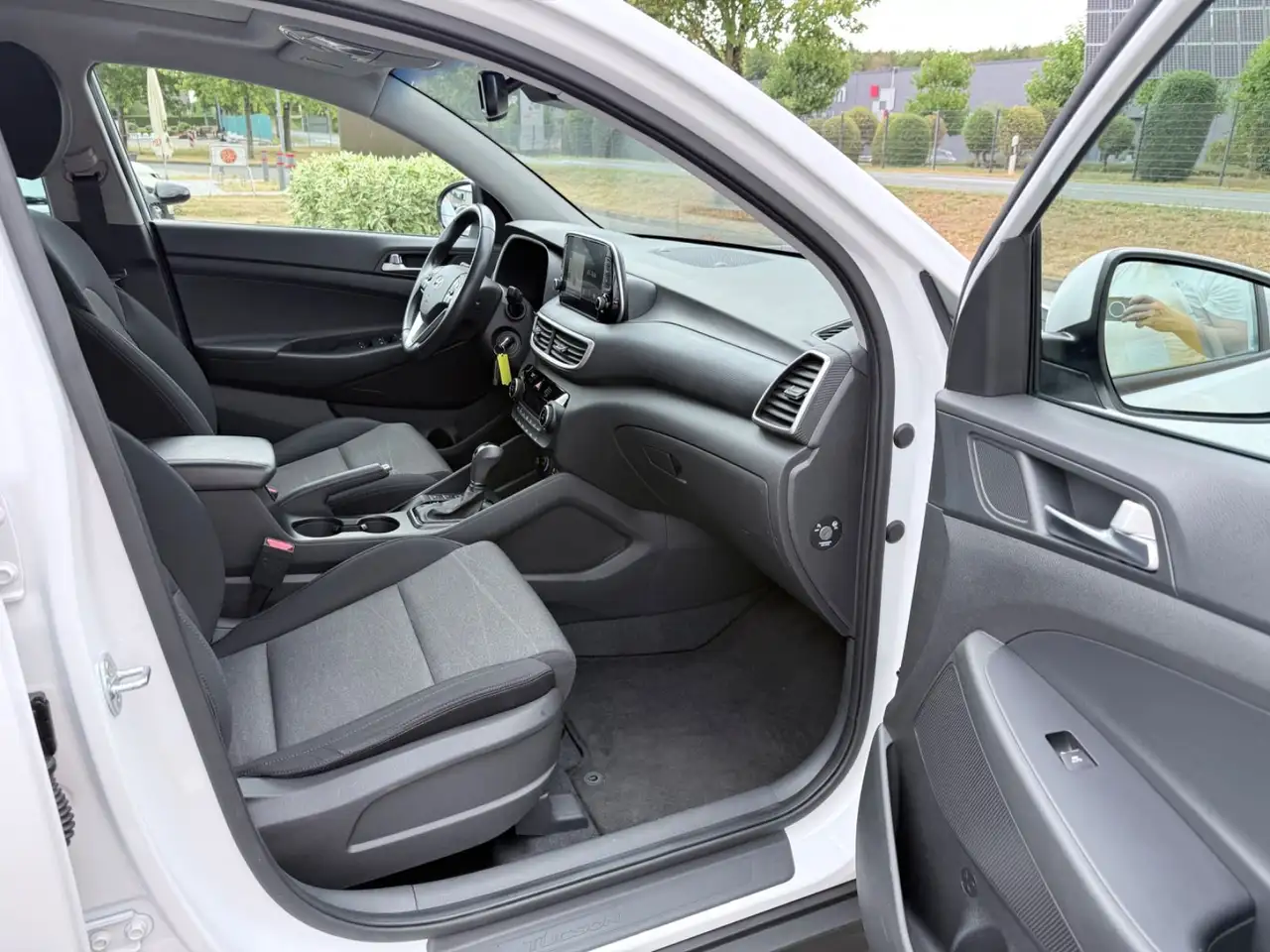 Hyundai TUCSON Trend 2WD DCT PANO/AHK/NAVI, миниатюра 18