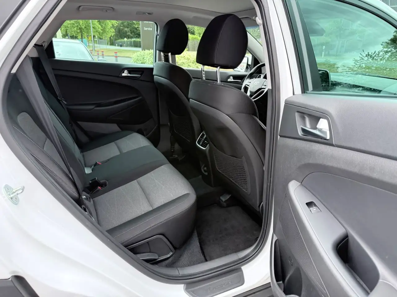 Hyundai TUCSON Trend 2WD DCT PANO/AHK/NAVI, миниатюра 17