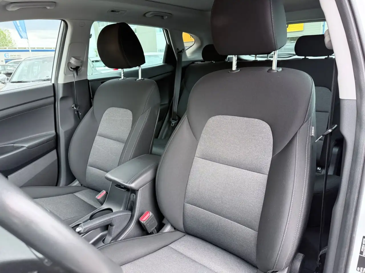 Hyundai TUCSON Trend 2WD DCT PANO/AHK/NAVI, миниатюра 14